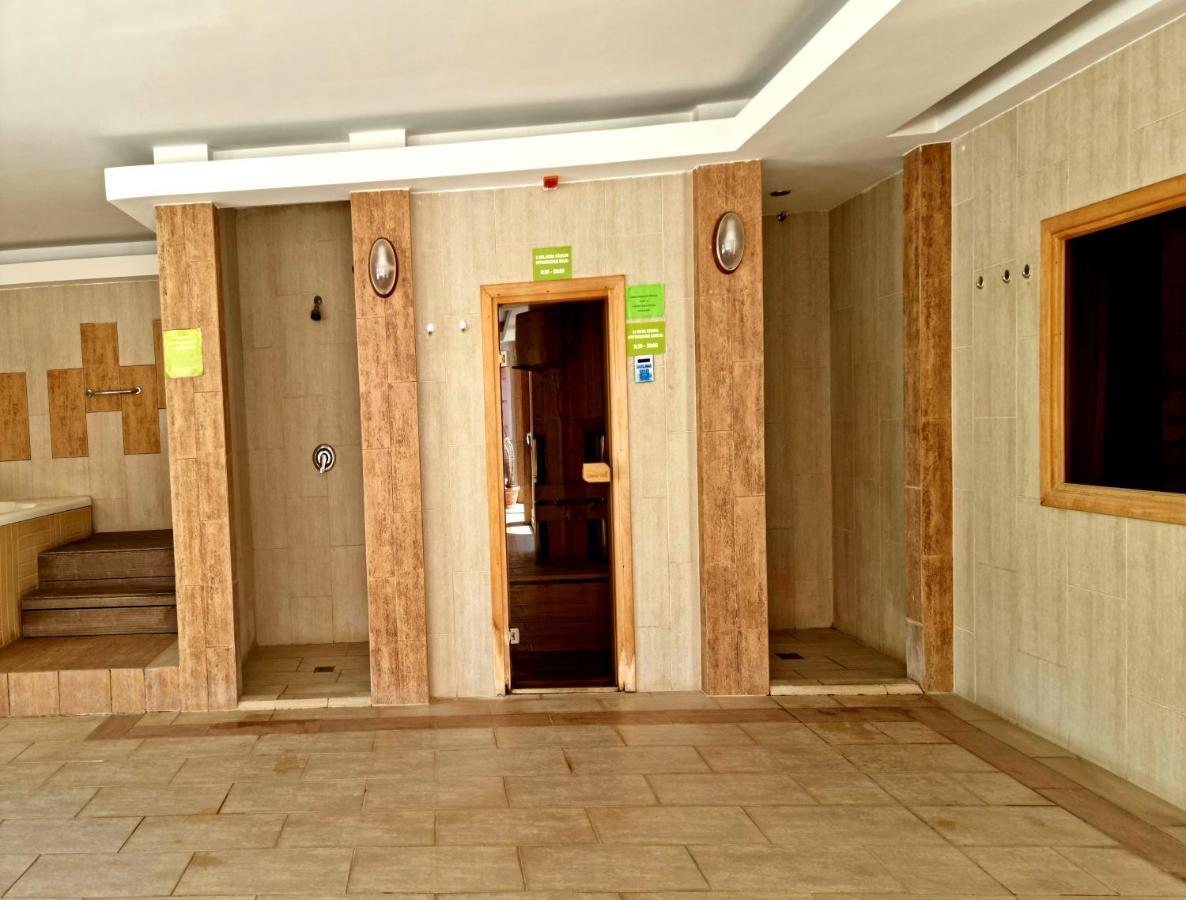 Appartement Relax Wellness Studio Hajdúszoboszló Extérieur photo