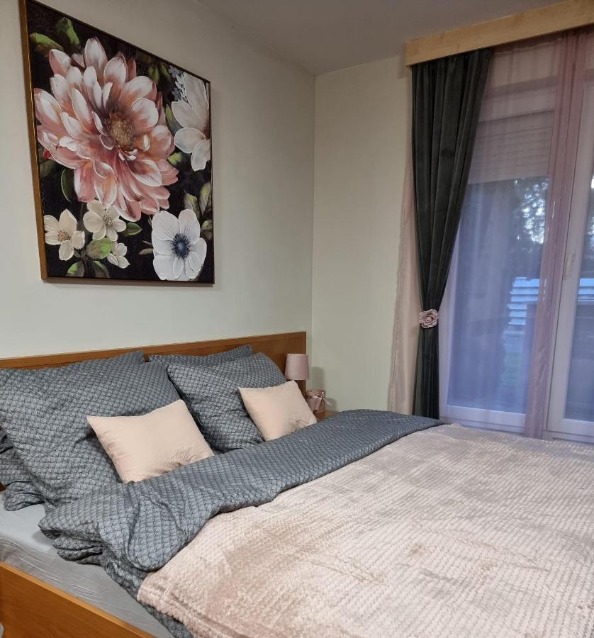 Appartement Relax Wellness Studio Hajdúszoboszló Extérieur photo
